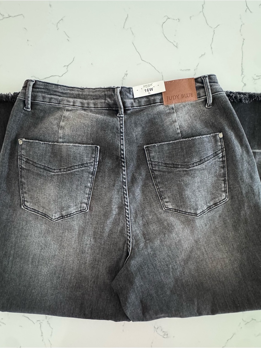 Judy Blue Knoxville Jeans Womens 16W Gray High Rise Wide Leg Crop NWT - Picture 6 of 11